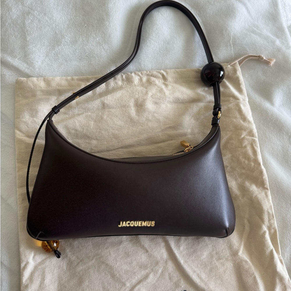 Jacquemus Le Bisou Perle